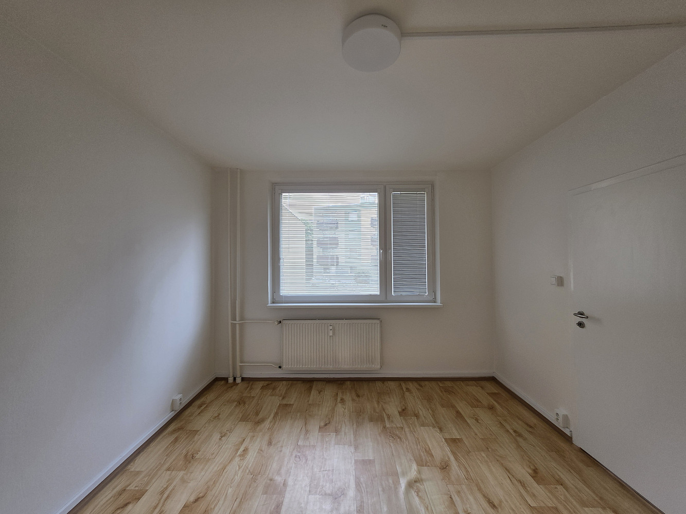 Pronájem bytu 3+1 72 m² — photo 3