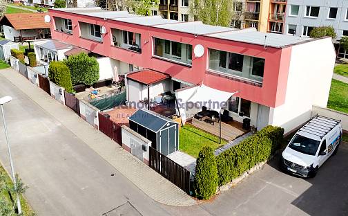 Prodej domu 71 m² s pozemkem 98 m², Ke Kobelnici, Pardubice - Černá za Bory