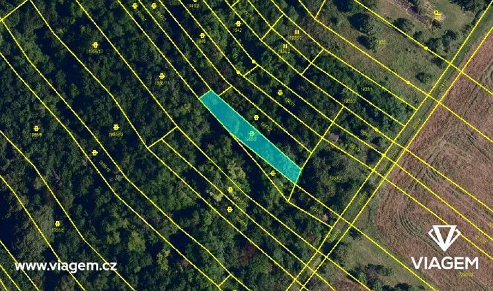 Prodej zahrady 389 m², Blučina – náhled fotky 3
