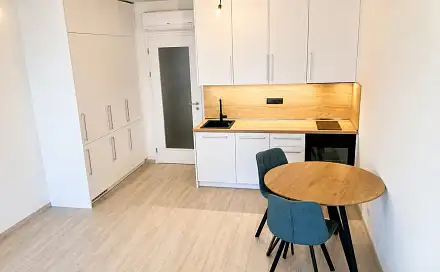 Pronájem bytu 1+kk 35 m²