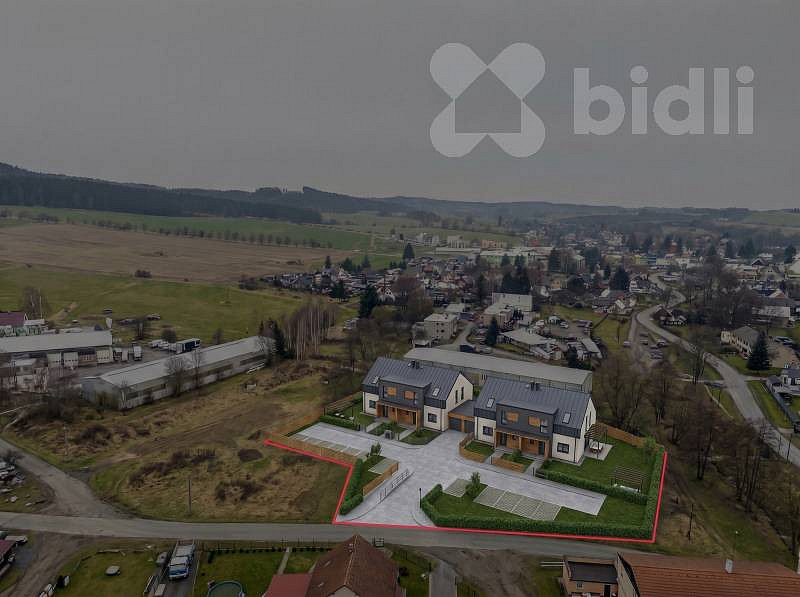 Prodej stavebního pozemku 3 878 m²