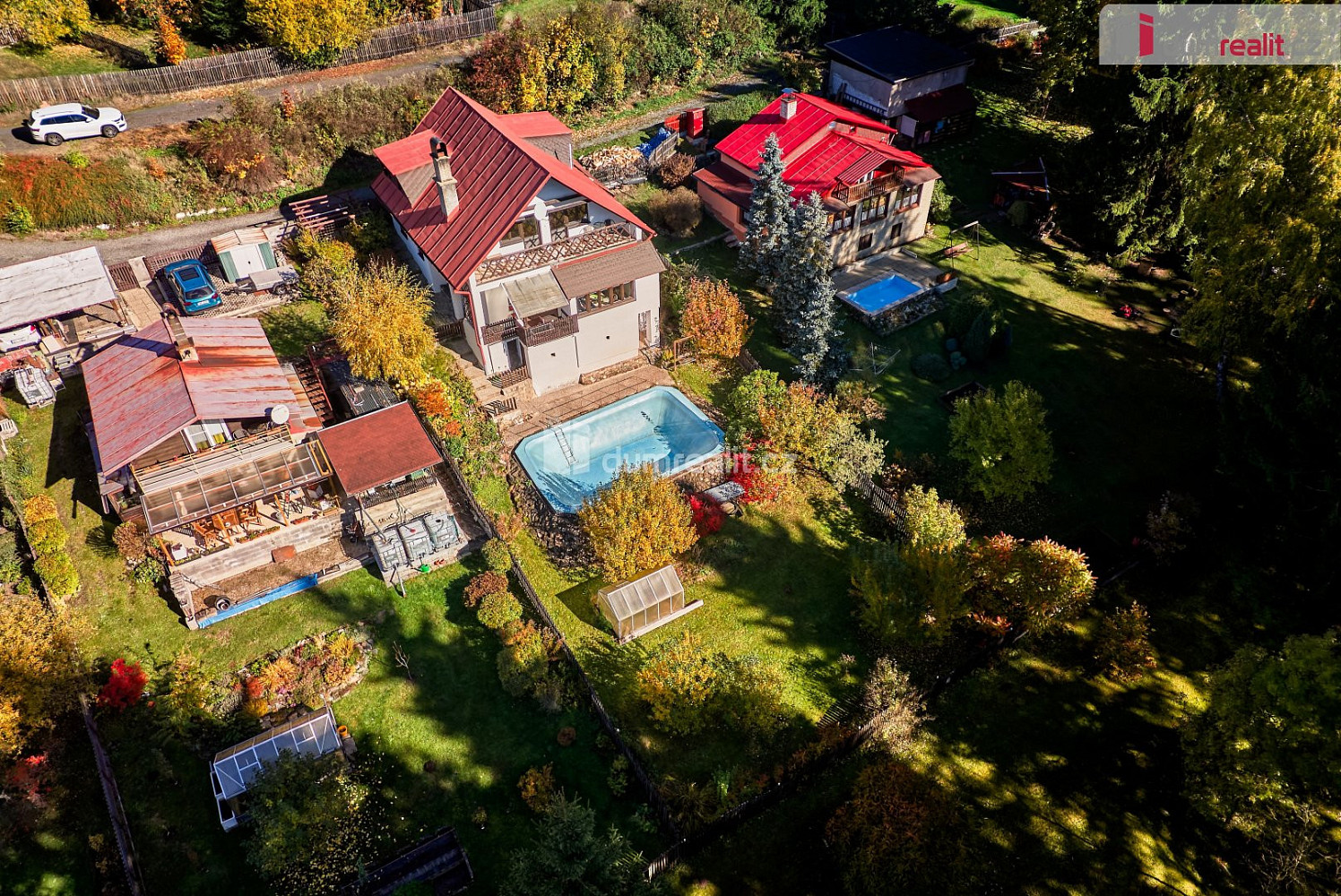 Prodej domu 250 m² s pozemkem 1 520 m² — photo 2