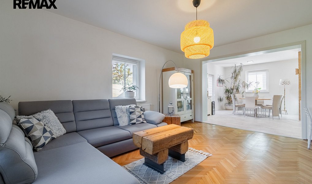 Prodej domu 214 m² s pozemkem 670 m², Plzeň – náhled fotky 8