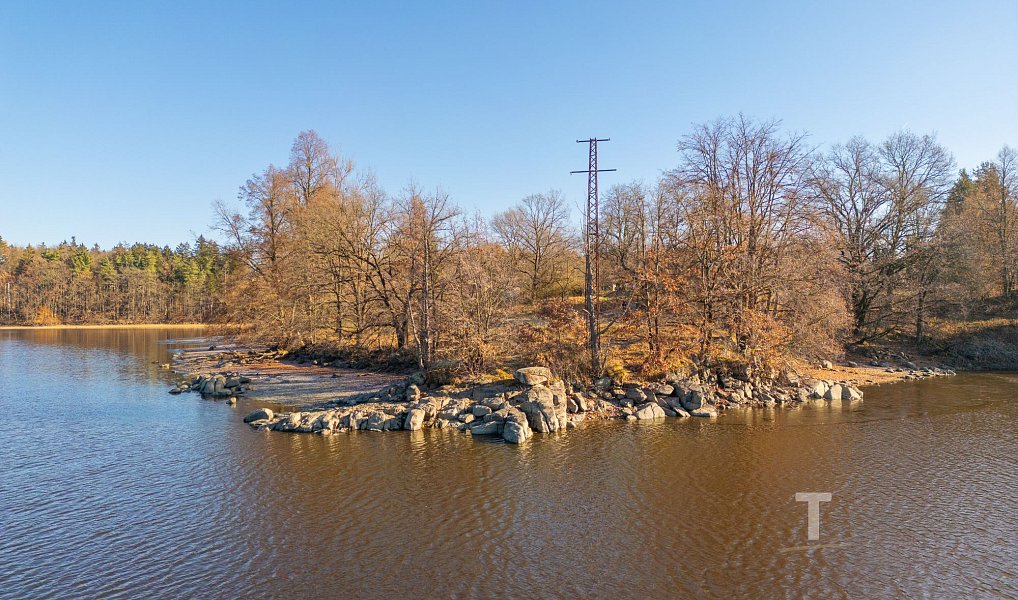 Prodej stavebního pozemku 133 994 m², Vrchotovy Janovice – náhled fotky 4