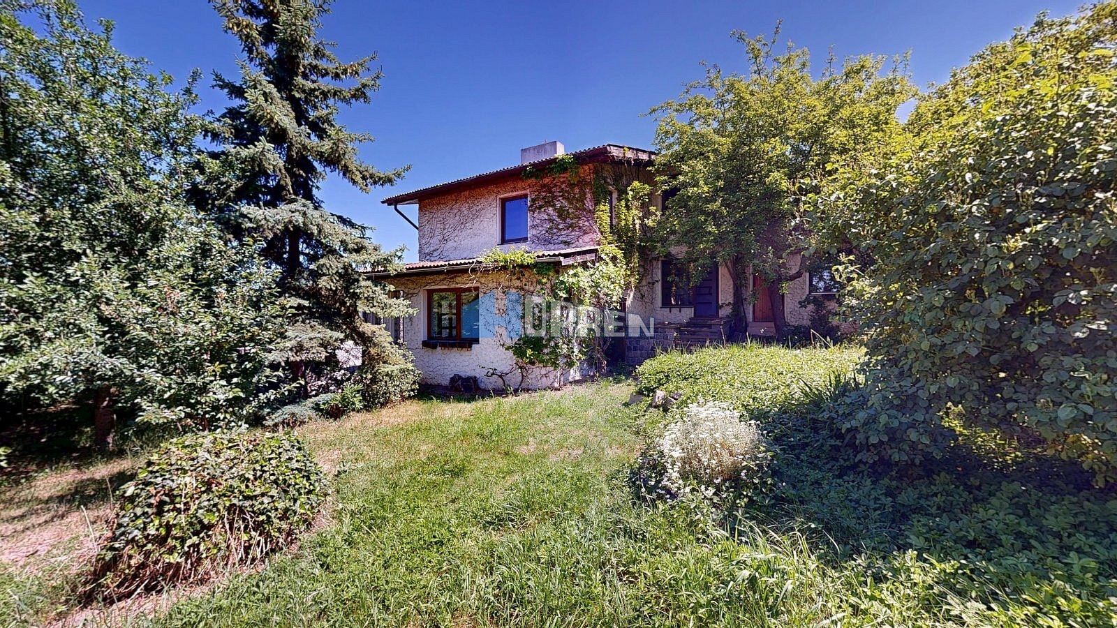 Prodej domu 250 m² s pozemkem 566 m²