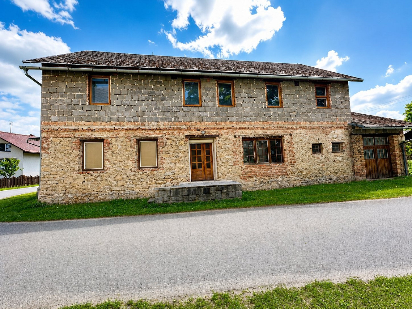 Prodej domu 350 m² s pozemkem 410 m²