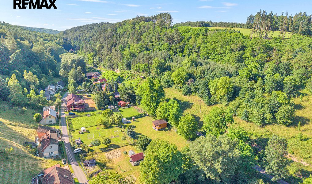 Prodej stavebního pozemku 735 m², Mukařov – náhled fotky 9