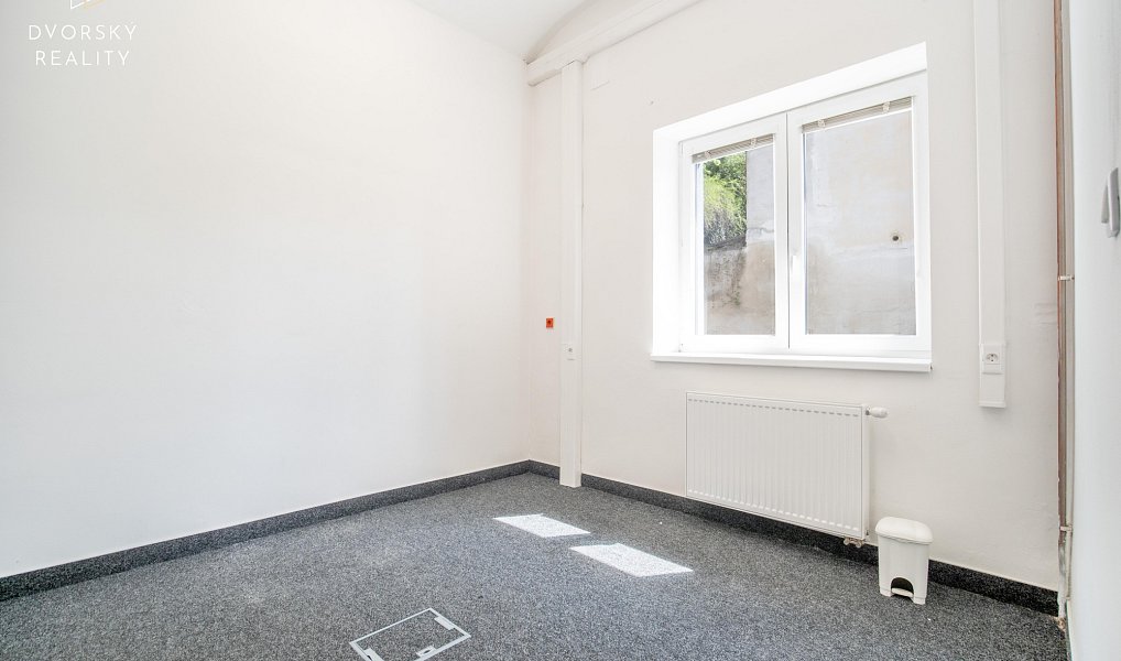 Pronájem kanceláře 305 m², Mladá Boleslav – náhled fotky 8