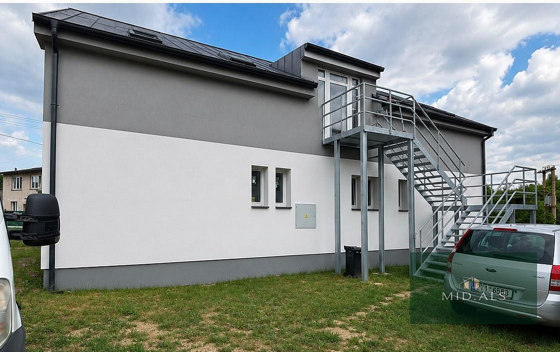 Pronájem domu 100 m² s pozemkem 1 000 m² – fotografie 2