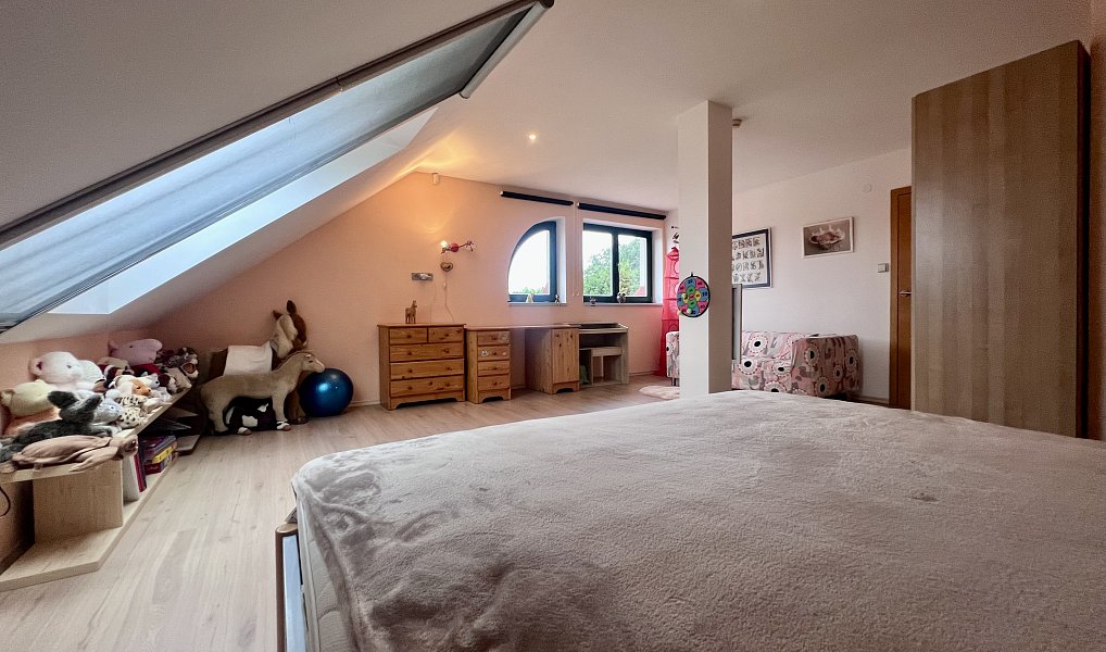 Prodej domu 229 m² s pozemkem 1 404 m², Blansko – náhled fotky 17