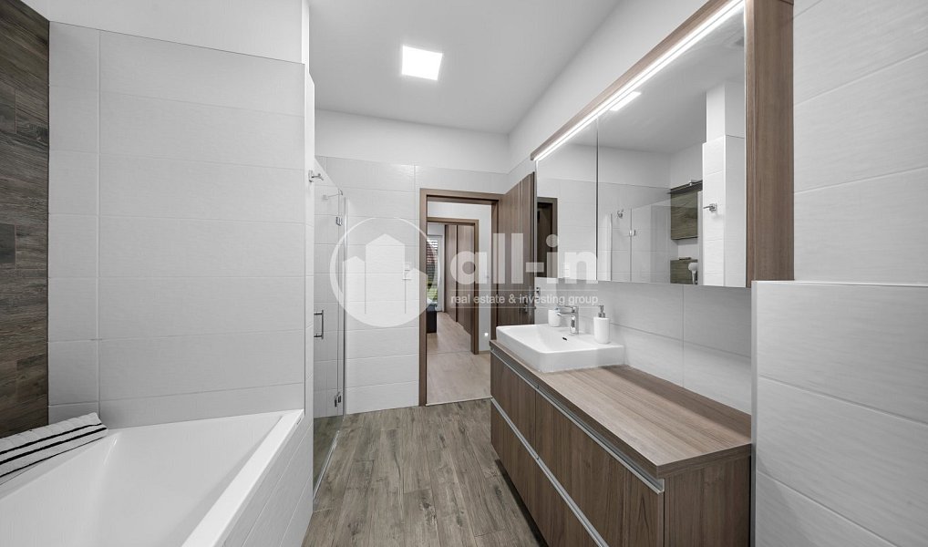 Prodej domu 145 m² s pozemkem 418 m², Vyškov – náhled fotky 12