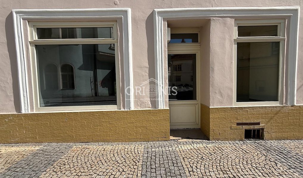Pronájem obchodních prostor 100 m², Chomutov – náhled fotky 2