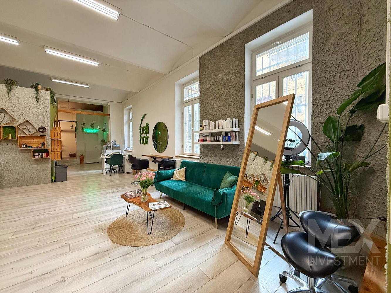 Prodej obchodních prostor 89 m² — photo 2