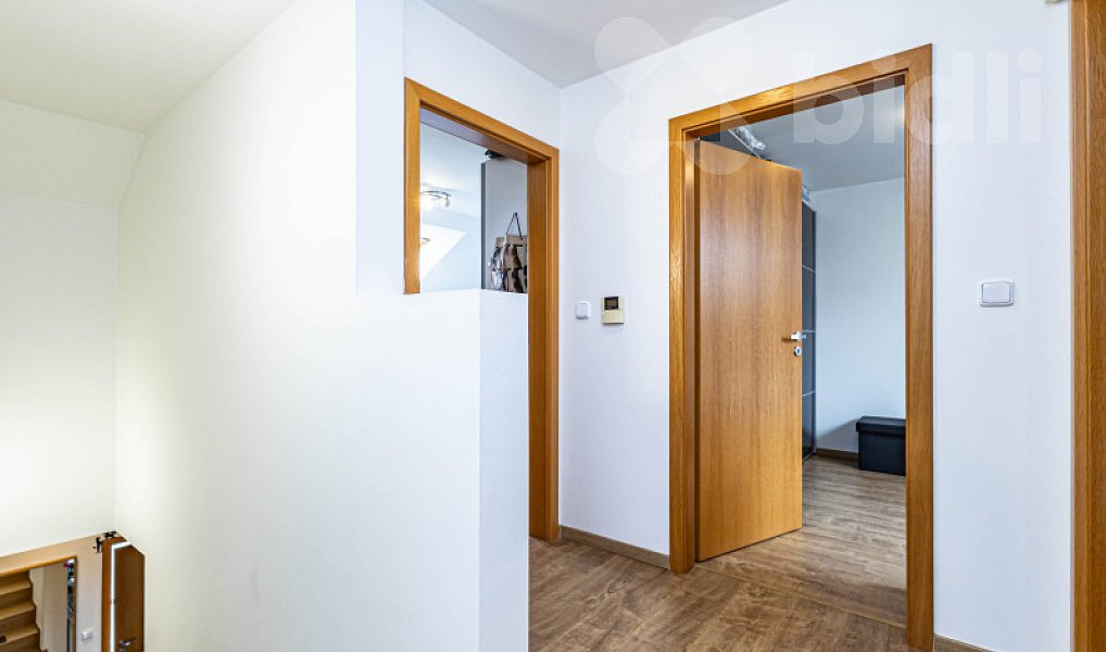 Prodej domu 141 m² s pozemkem 274 m², Zlonín – náhled fotky 10
