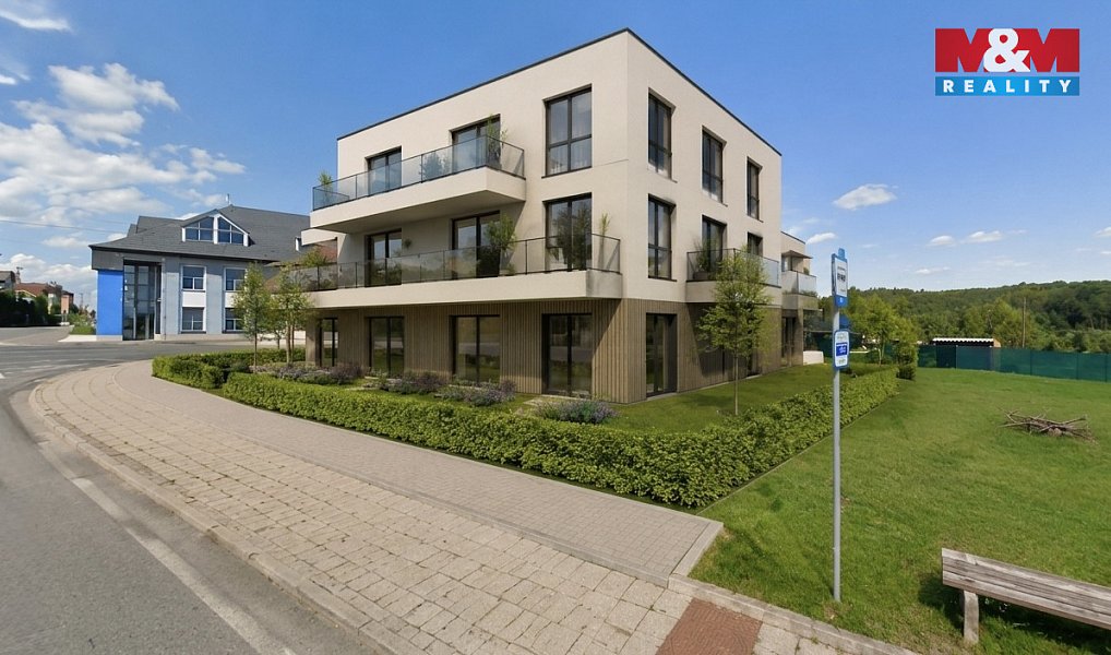 Prodej stavebního pozemku 1 928 m², Červený Kostelec – náhled fotky 2