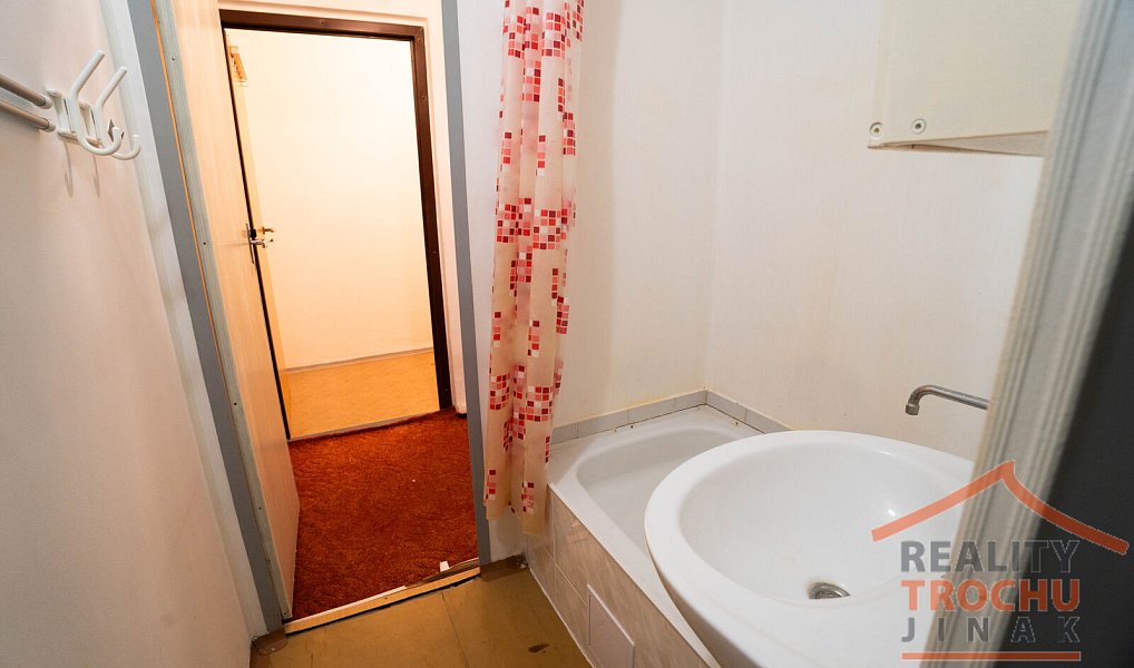 Prodej bytu 1+kk 32 m², Hradec Králové – náhled fotky 7