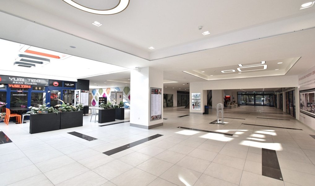 Pronájem obchodních prostor 102 m², Ořech – náhled fotky 2