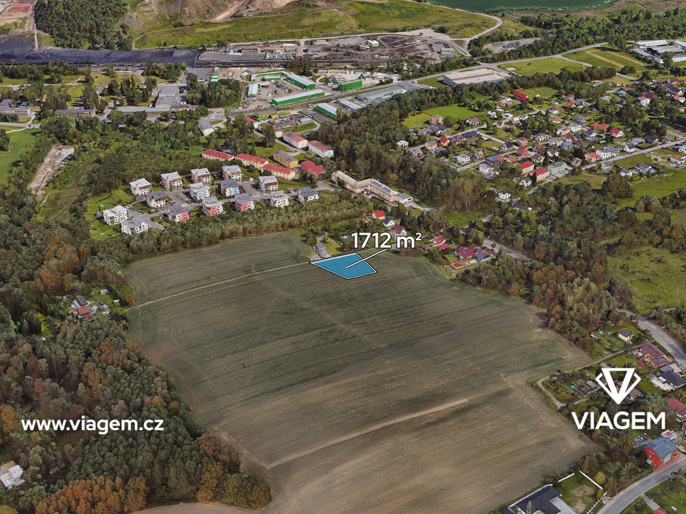 Prodej stavebního pozemku 1 712 m²