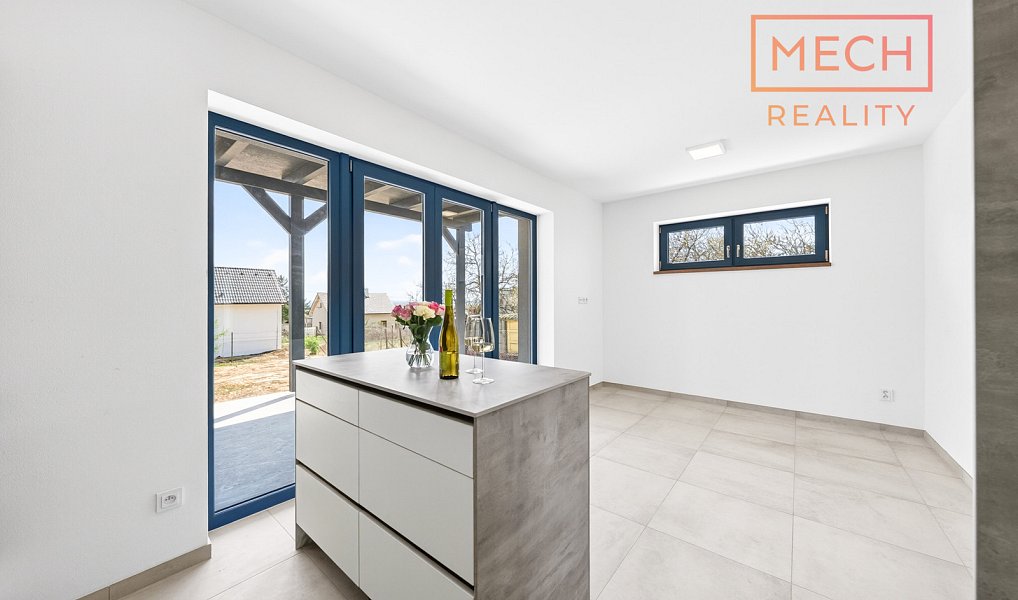 Prodej domu 100 m² s pozemkem 564 m², Znojmo – náhled fotky 9