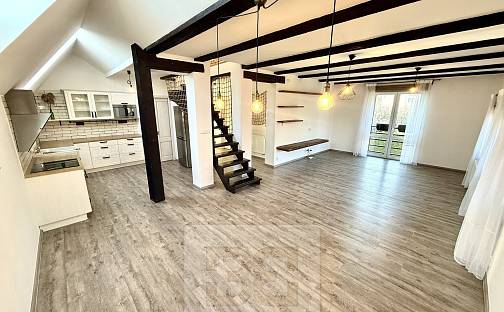 Pronájem domu 180 m² s pozemkem 505 m²