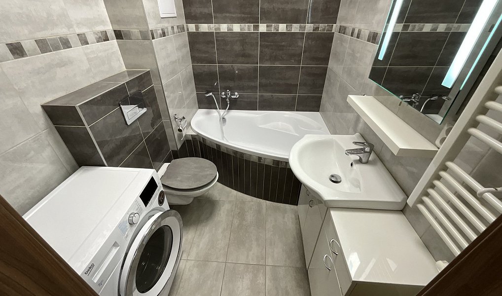 Pronájem bytu 2+kk 50 m², Přelouč – náhled fotky 9