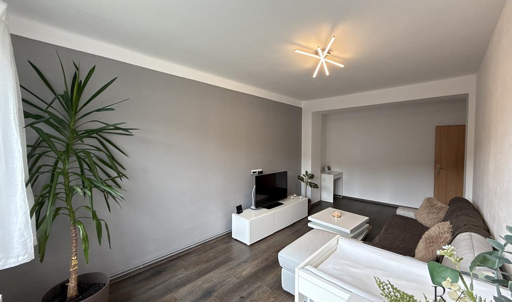 Prodej bytu 2+1 60 m², Hlubočky – náhled fotky 2