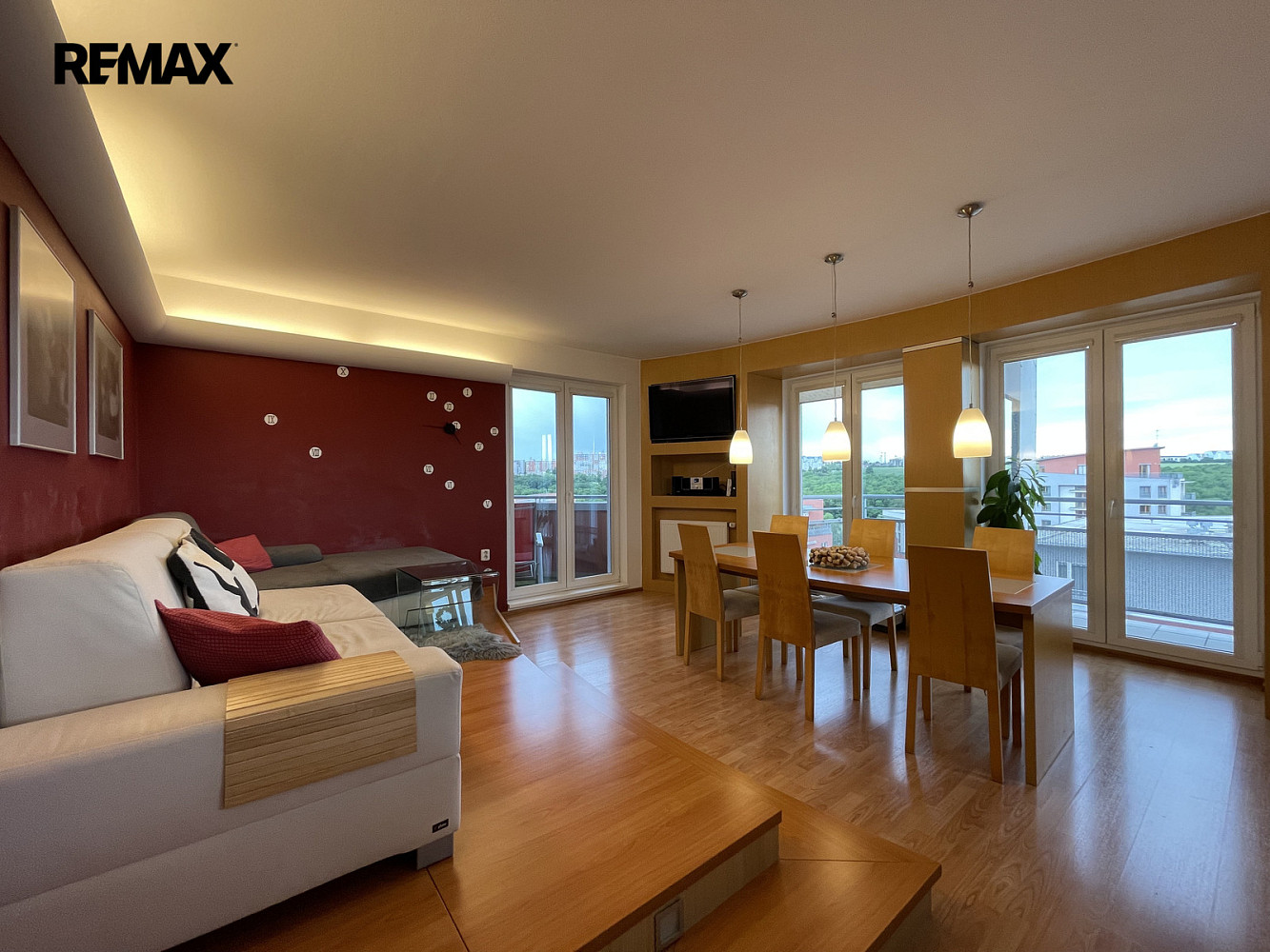 Prodej bytu 4+kk 104 m² — photo 3