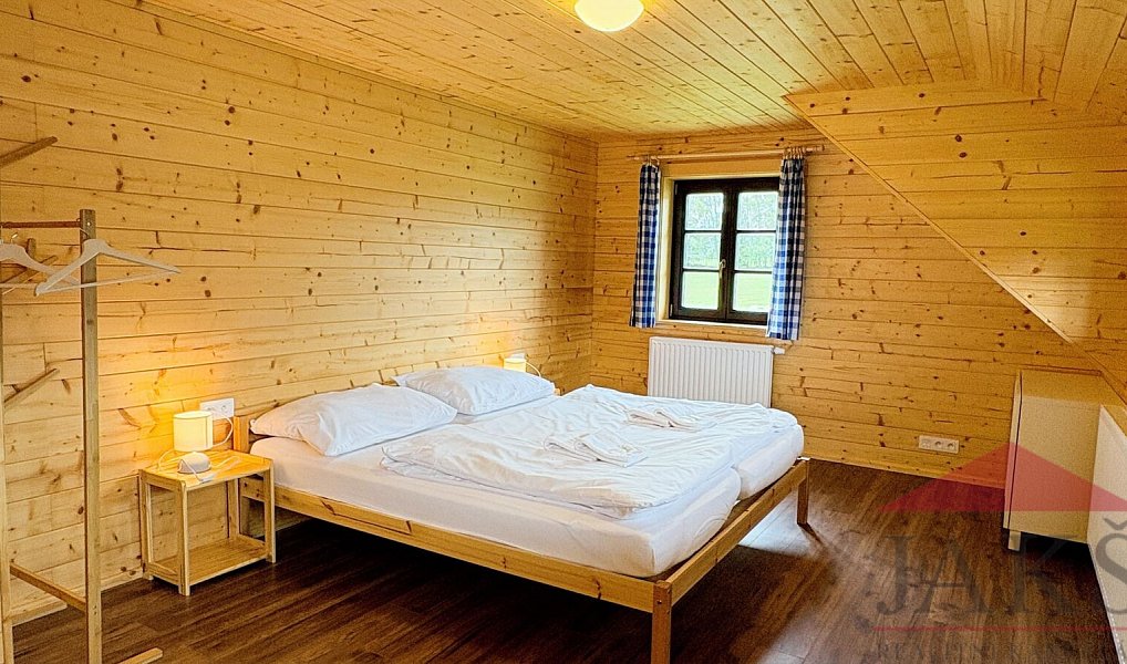 Prodej domu 187 m² s pozemkem 2 125 m², Srní – náhled fotky 20