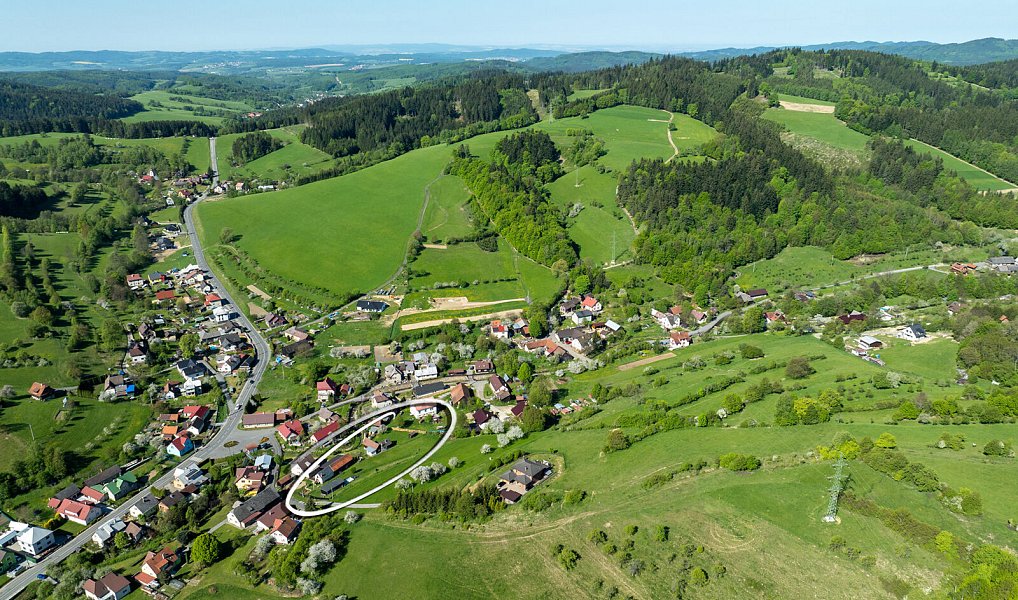 Prodej stavebního pozemku 1 654 m², Liptál – náhled fotky 4