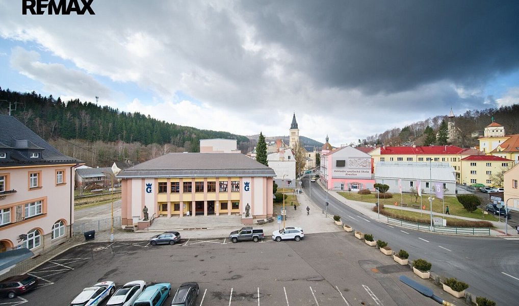 Prodej bytu 3+1 95 m², Kraslice – náhled fotky 2