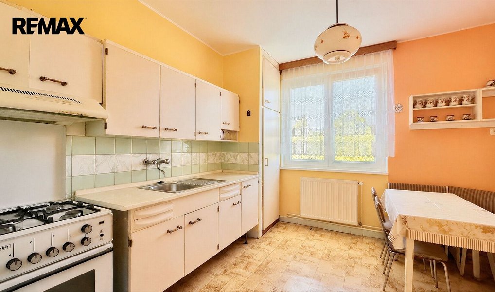 Prodej bytu 3+1 80 m², Jihlava – náhled fotky 3