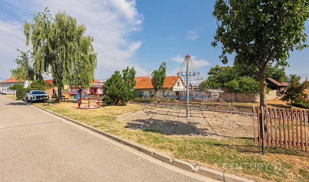 Prodej bytu 2+kk 40 m², Bulhary – náhled fotky 11