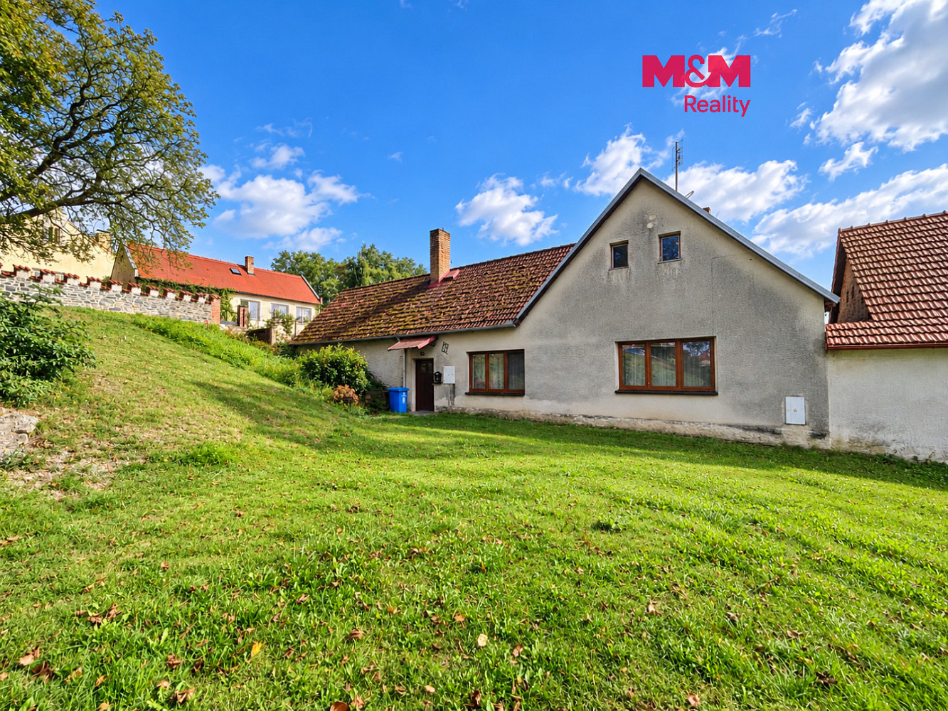 Prodej domu 122 m² s pozemkem 1 292 m²