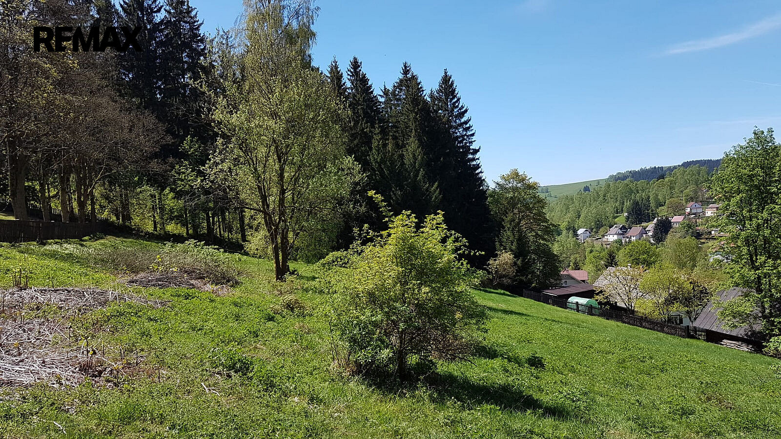 Prodej stavebního pozemku 4 558 m² – fotografie 4