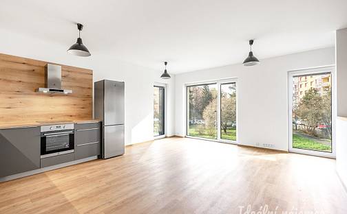 Pronájem bytu 3+kk 68 m², Zárubova, Praha 4 - Kamýk
