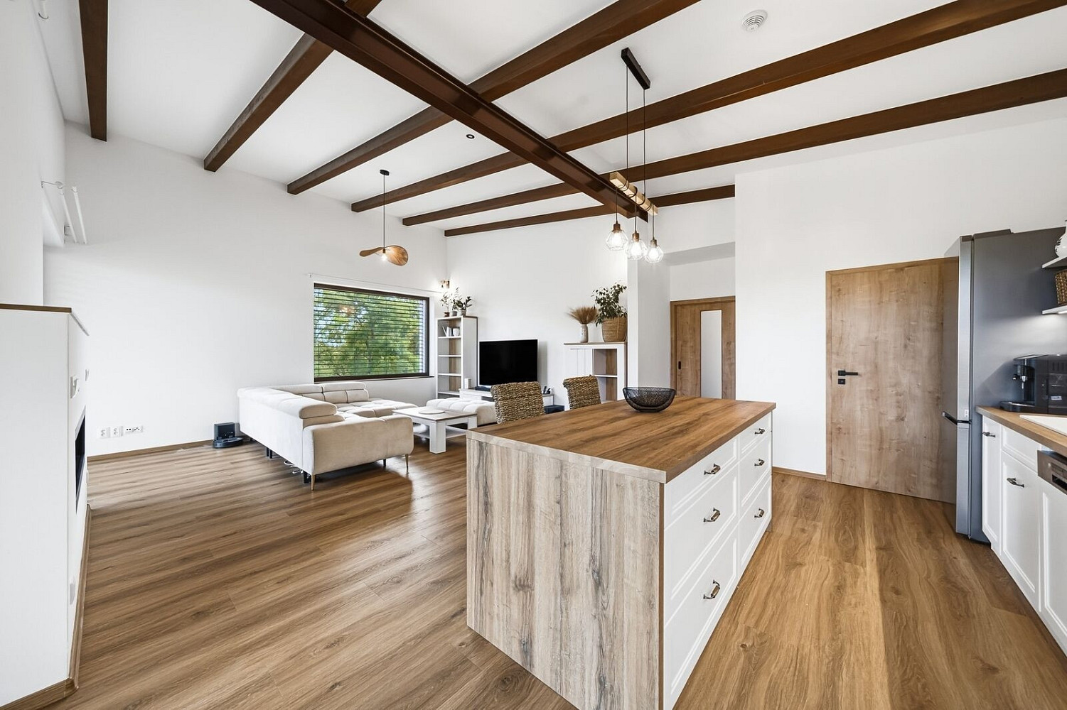 Prodej domu 157 m² s pozemkem 785 m² – fotografie 3