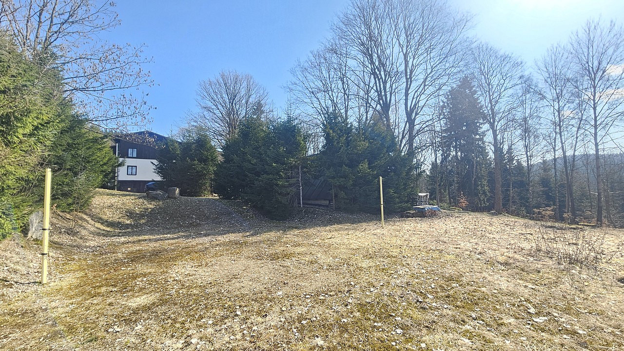 Prodej stavebního pozemku 11 396 m²
