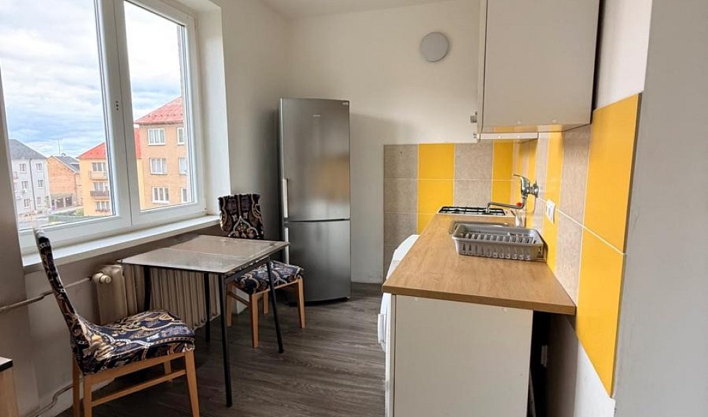 Prodej bytu 2+1 52 m², Jirkov – náhled fotky 3