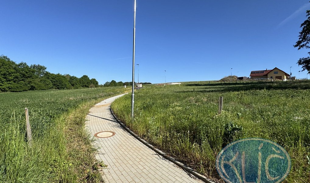 Prodej stavebního pozemku 1 360 m², Šebířov – náhled fotky 5