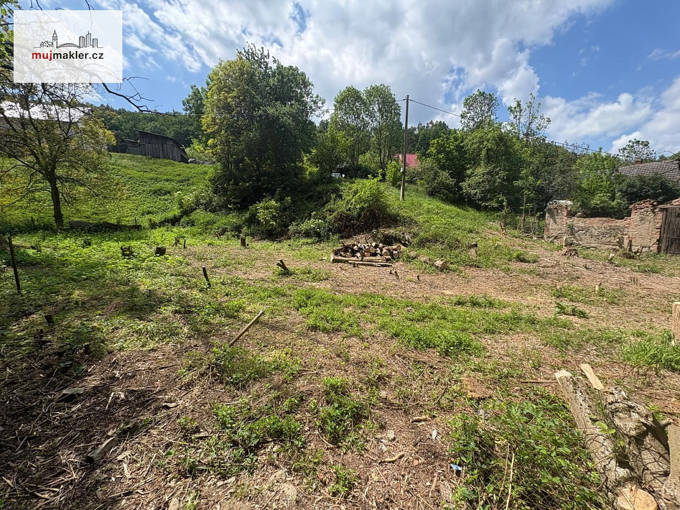 Prodej stavebního pozemku 896 m² – fotografie 4