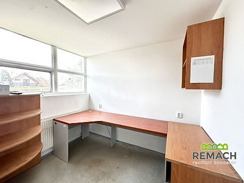 Pronájem skladovacích prostor 469 m² – fotografie 3