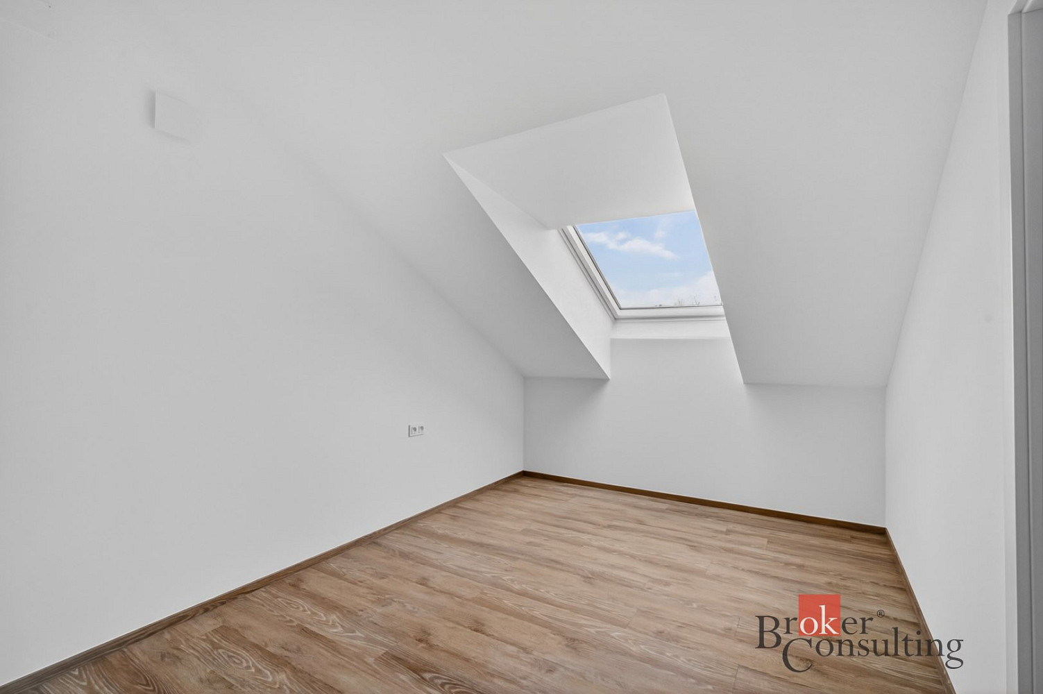 Prodej bytu 3+kk 93 m² — photo 3