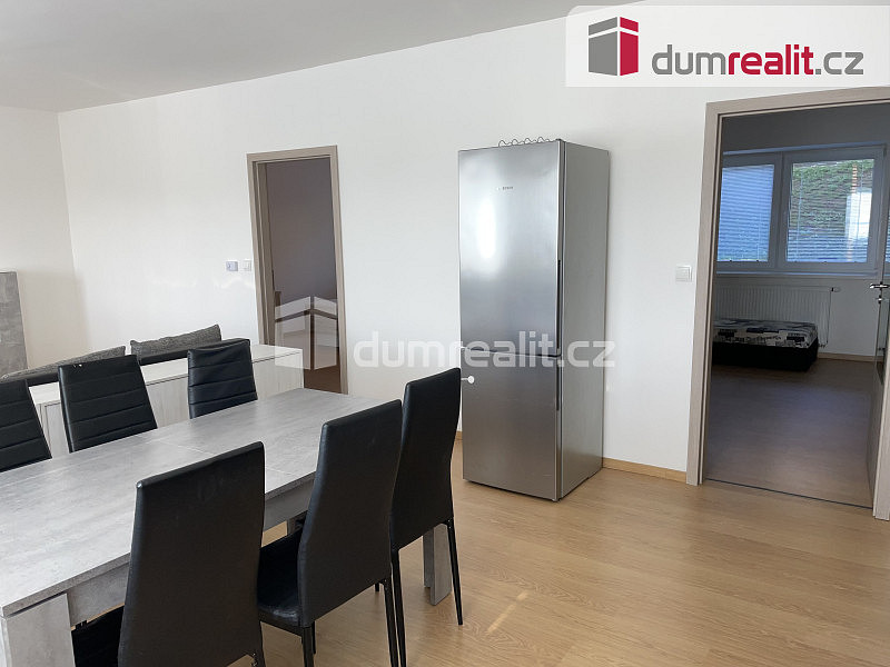 Pronájem bytu 4+kk 88 m² — photo 4
