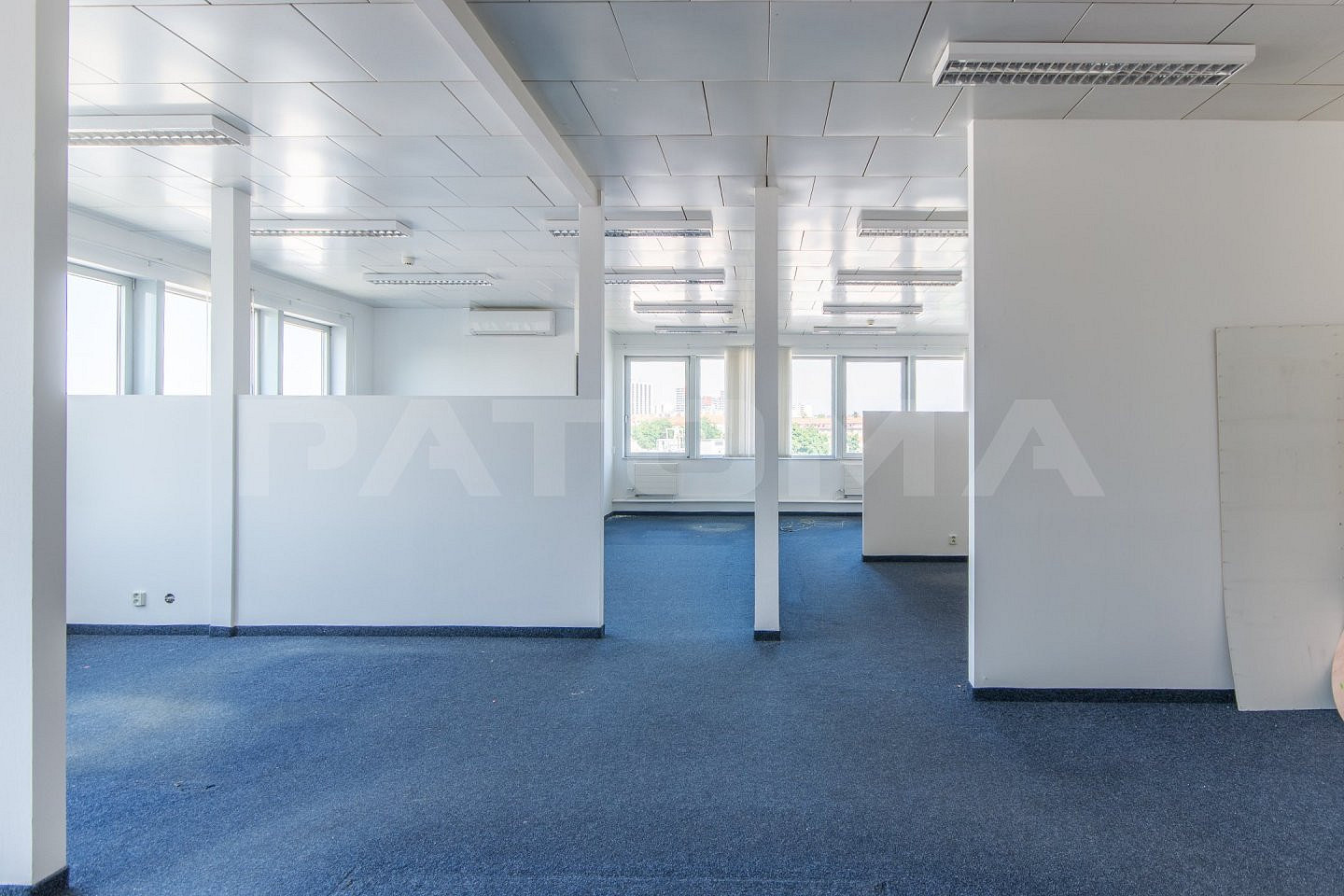 Pronájem kanceláře 122 m² – další