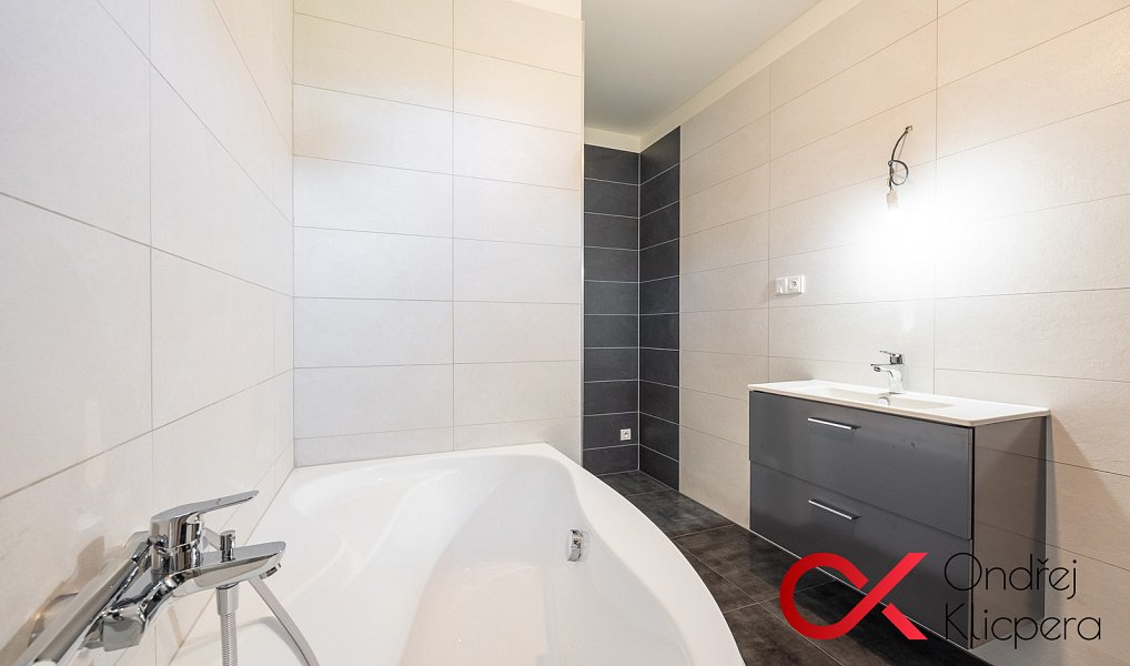 Prodej bytu 3+kk 86 m², Tuchoměřice – náhled fotky 13