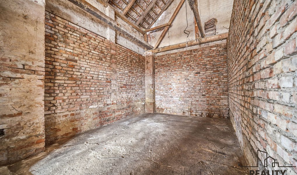 Prodej domu 190 m² s pozemkem 1 789 m², Bukovina nad Labem – náhled fotky 39