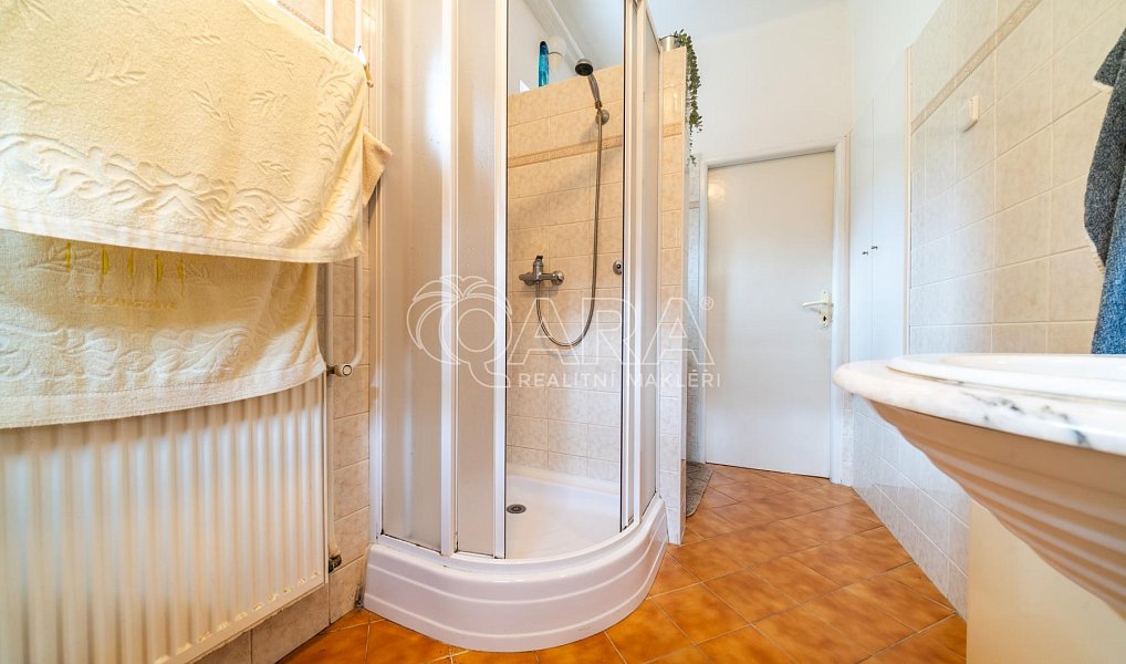 Prodej domu 180 m² s pozemkem 638 m², Slatiňany – náhled fotky 12