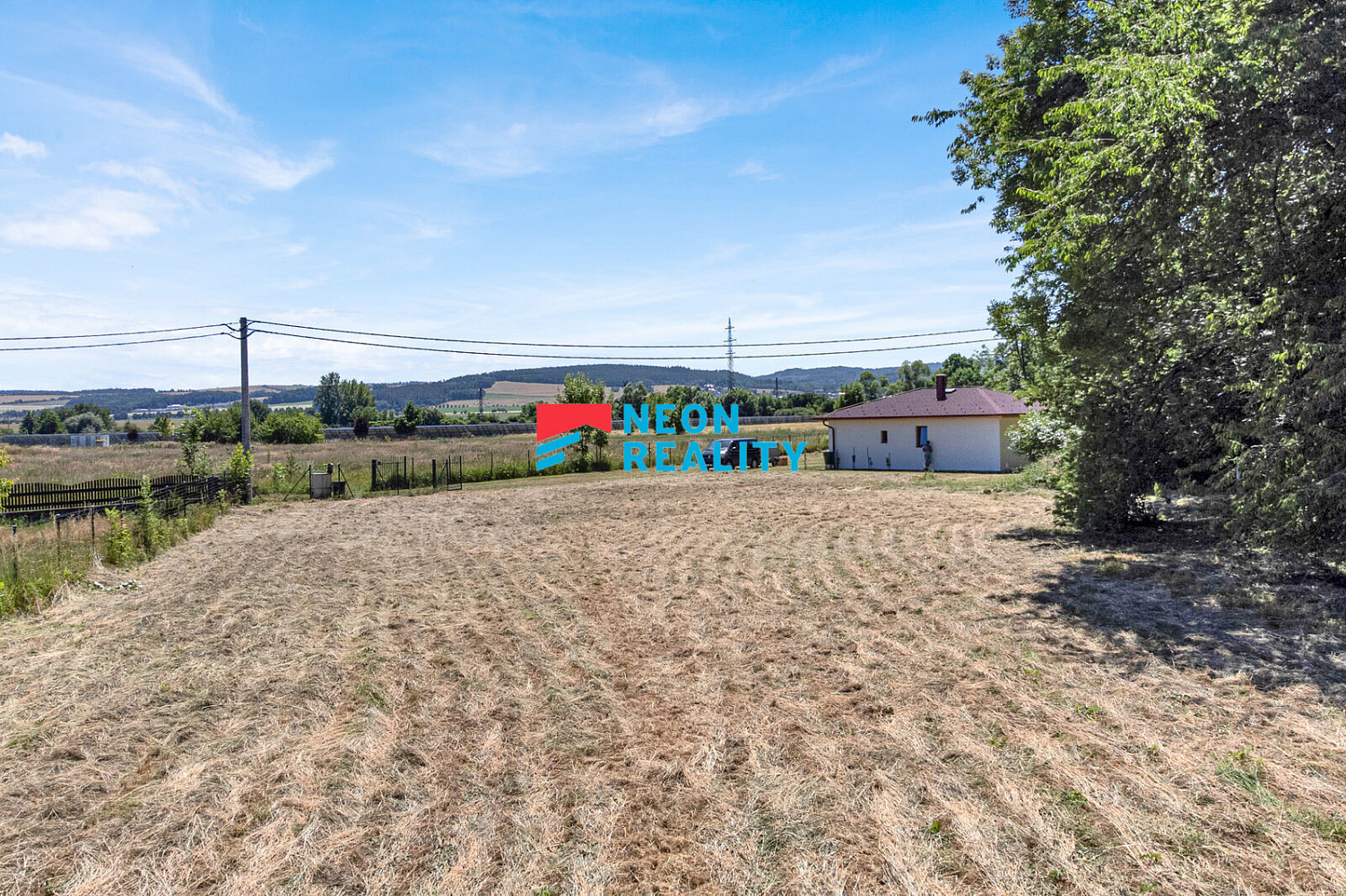 Prodej stavebního pozemku 1 562 m² – fotografie 2