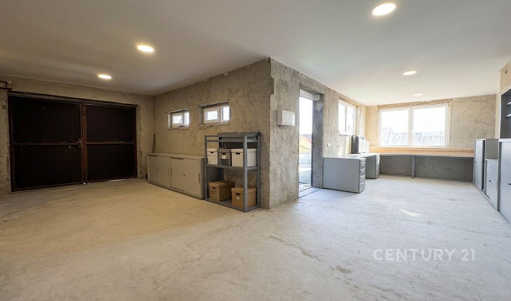 Prodej domu 310 m² s pozemkem 1 492 m², Kubšice – náhled fotky 37