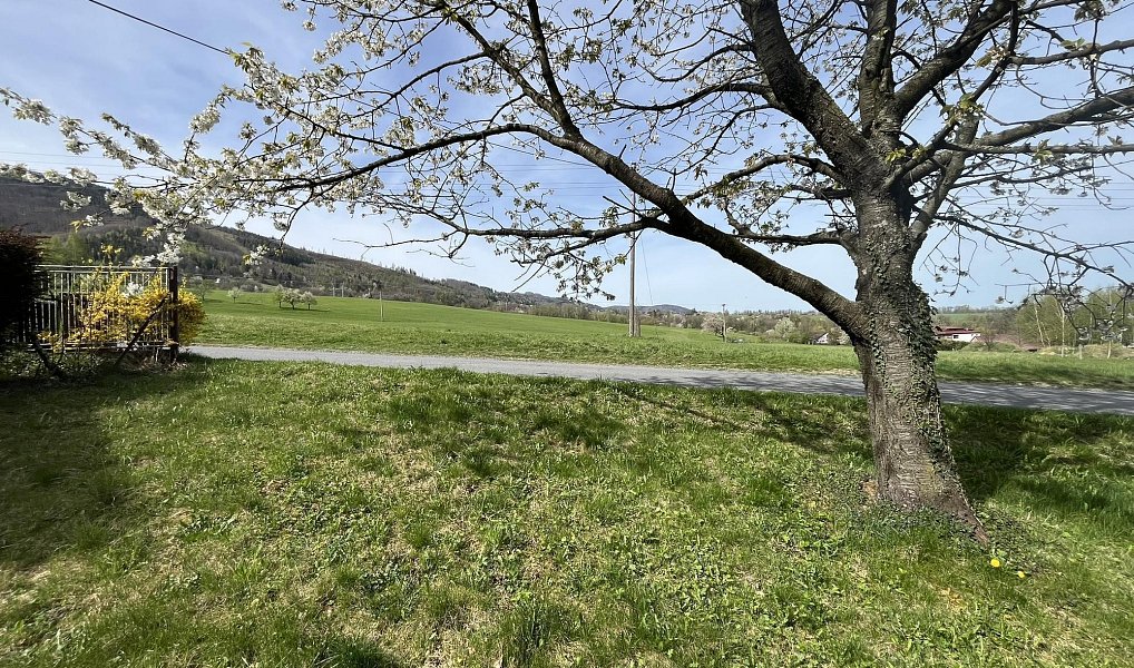 Prodej stavebního pozemku 1 070 m², Třinec – náhled fotky 7